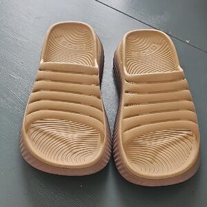 Beige Slide Womens  Sandals. Recovery, Orthotic Relief. Size 8